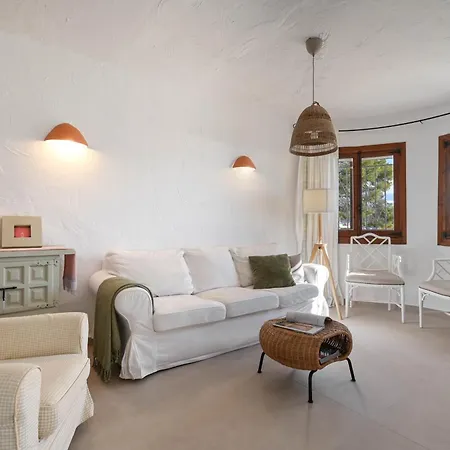 With Seaviews In Moraira Casa vacanze